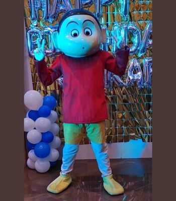 Shinchan is blazing the dance floor with his exceptional performance at a birthday party event